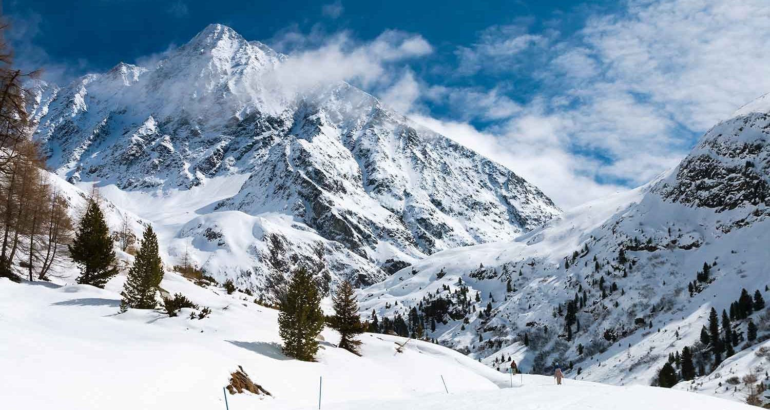 schrankogel-in-winter-austria-PHCFEZM.jpg